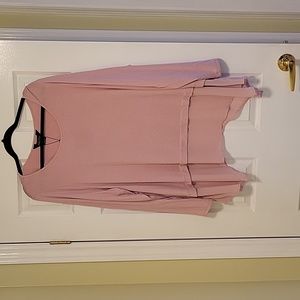 Beautiful Michel Studio pale pink light weight sweater with chiffon hem. Size 4x